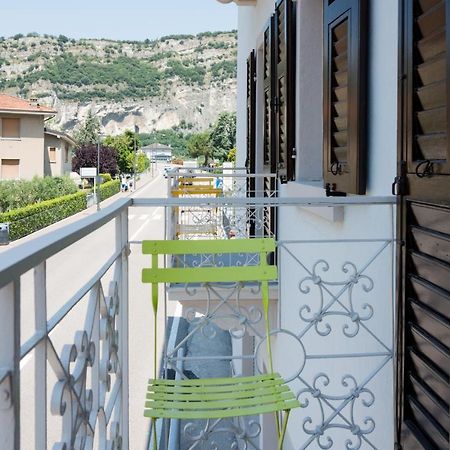 Nirvana Apartments Torbole Sul Garda Buitenkant foto